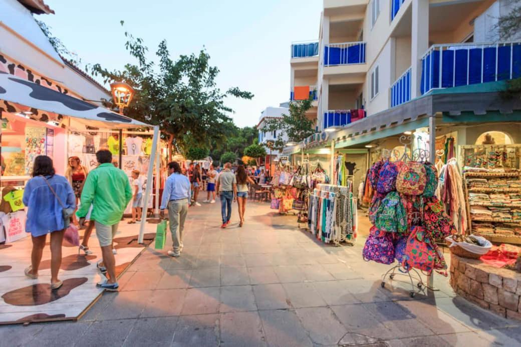 Apartamentos Sa Varadero Fronte Mar Espujols Es Pujols Exterior foto